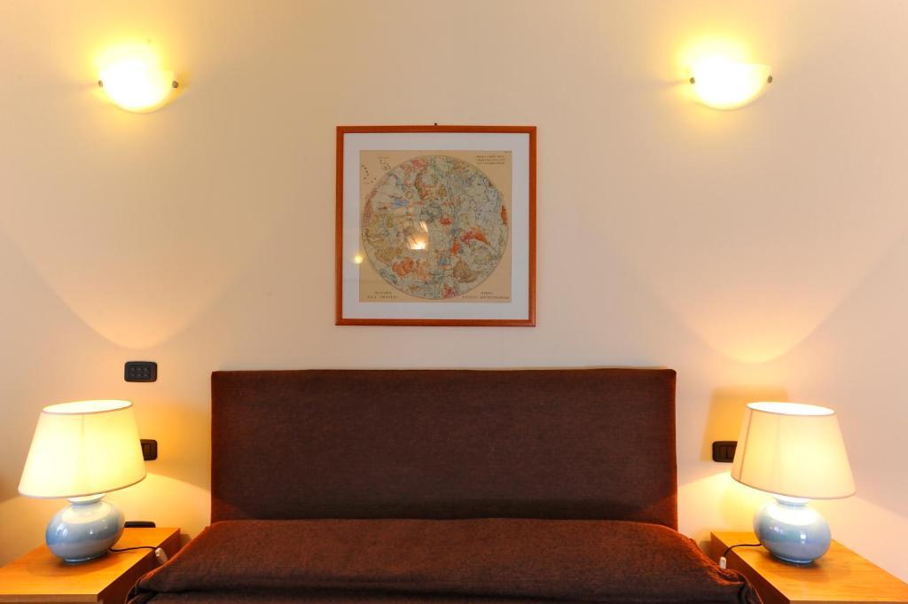 Corvetto Residence Porto Di Mare Mailand Zimmer foto