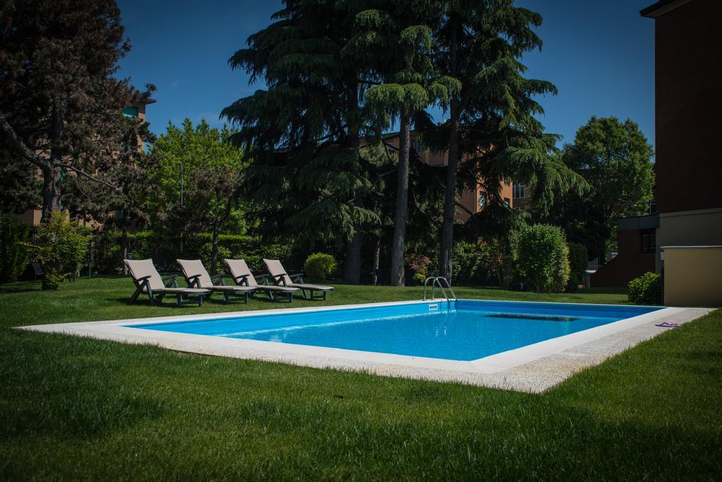 Corvetto Residence Porto Di Mare Mailand Exterior foto